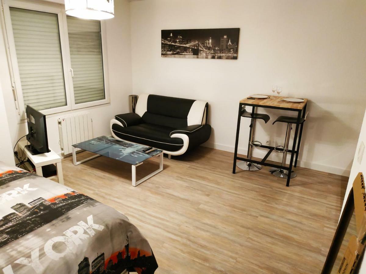 Le New York Bisontin Apartman Besançon Kültér fotó